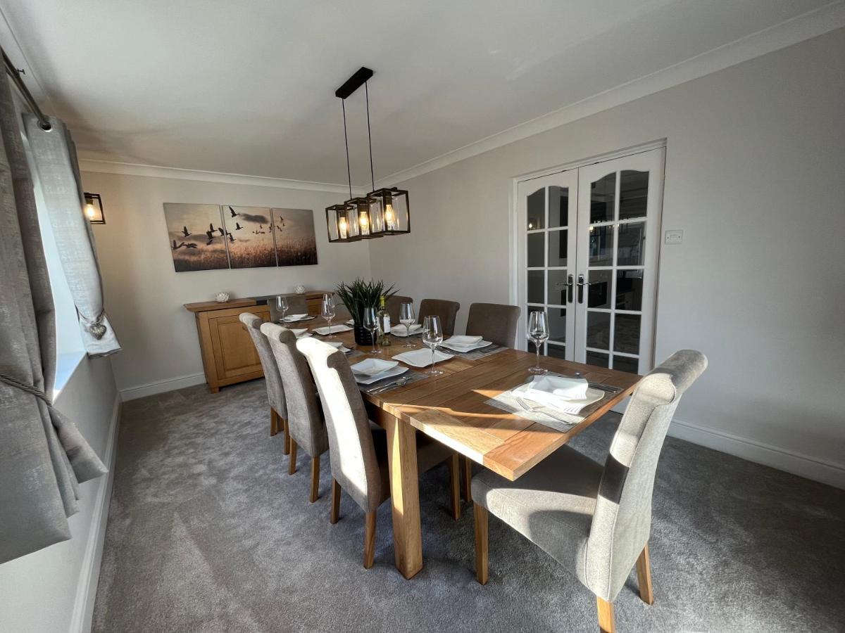 Luxurious 4 Bedroom Home In The Heart Of The Cotswolds With Hot Tub! Stow-on-the-Wold Εξωτερικό φωτογραφία